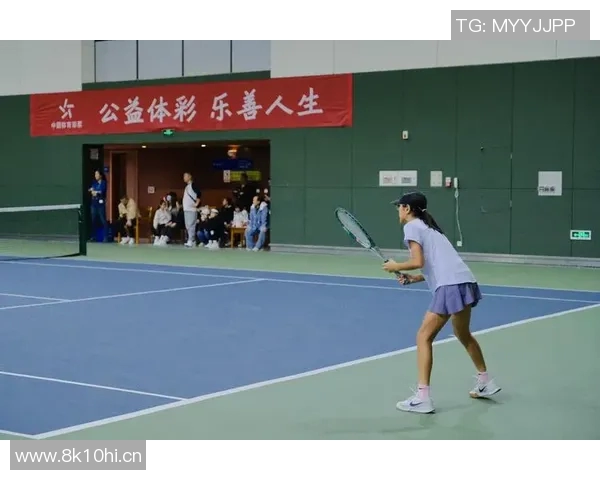 聚焦网球:探讨上海网球队如何通过团队协作提升竞技水平与凝聚力